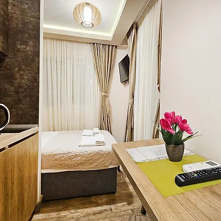Montemaris Apartment